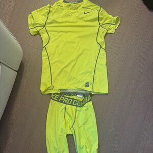 Men's Nike Hypercool Pro Combat Dri-Fit Shirt and Tights - Size Medium